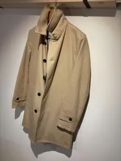 ベージュ トレンチコート キルティング裏地　インナー取外し可能