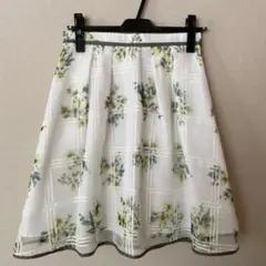 アプワイザーリッシェ　花柄スカート　膝丈スカート