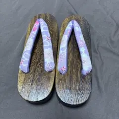 試着のみ 花柄鼻緒 下駄 フリーサイズ