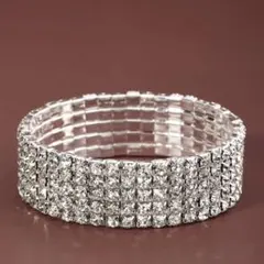 【匿名配送•送料無料】５連ラインストーンバングル　ホワイト