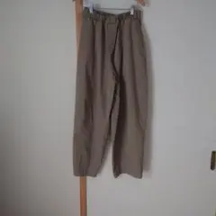 カジュアルパンツ