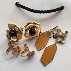 花モチーフ ゴールド イヤリング 他．3点セット