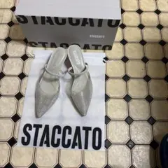 STACCATO ラインストーン ポインテッドトゥ ミュール サンダル 22.5のサムネイル