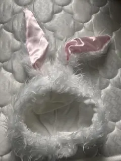 ウサギ耳 被り物