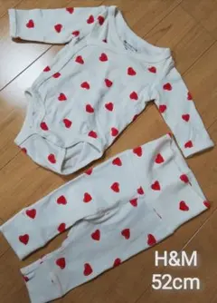 中古 50cm H&M 長袖 ボディスーツ ロンパース 前開き パンツ付 ハート