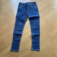値下げ！　ミックスエックスミックス　スキニーデニム　ハート刺繍のサムネイル