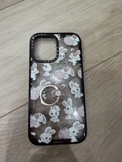 ウサギとイチゴのiPhoneケース