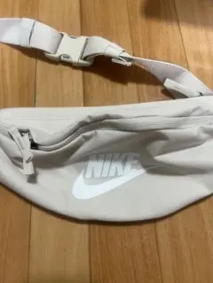 NIKE ウエストポーチ 白ベージュ