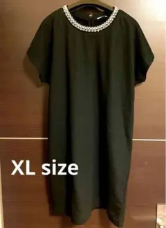 ビジュー付きチュニック
