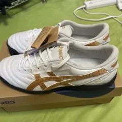 asics フットサルシューズ