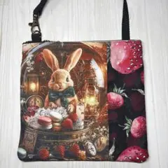 ウサギと苺柄　持ち手付きポーチC