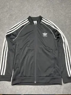 adidas ブラック トラックジャケット