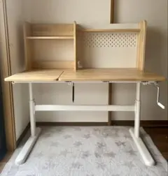 n*i様 IKEA Berglärka学習机 - 横浜引き取りのサムネイル