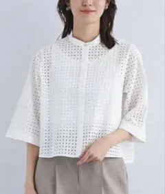 【グリーンレーベルリラクシング】カットワーク　レース　ブラウス