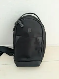 victorinox ボディバッグのサムネイル
