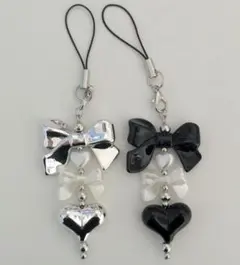 ビーズキーホルダー 韓国 ハート 黒色 シルバー y2k