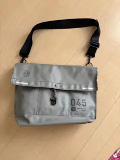 美品 横浜帆布鞄 ショルダー トート バッグ ミドル グレー xpv - メルカリ