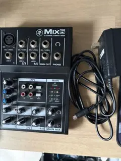 Mackie Mix5 5チャンネル コンパクトミキサーのサムネイル