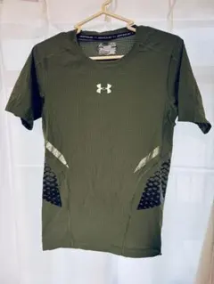 Under Armour HeatGear コンプレッションTシャツ MＤ