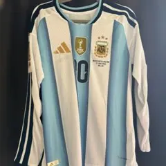 左右肩パッチ付き アルゼンチン代表 2026 レプリカ ユニフォーム 長袖 M サッカー アルゼンチン代表 2026 ユニフォーム 長袖 左右肩パッチ付き