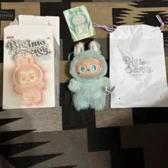 POP MART THE MONSTERS ぬいぐるみ　ラブブ