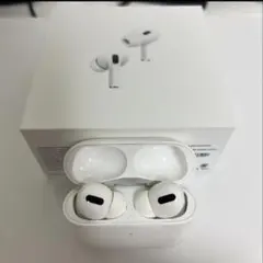 Apple AirPods Pro 本体 充電ケース付きのサムネイル