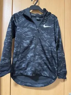 Nike DRI-FIT ブラック迷彩パーカー M