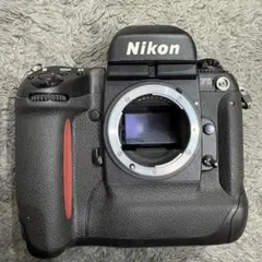 Item thumbnail for item eab5c5fa-6e42-452e-ab79-775032b5568b