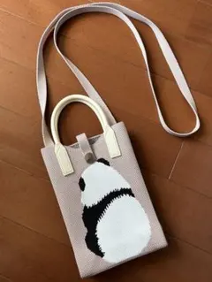 パンダ柄 ニット スマホショルダーバッグ