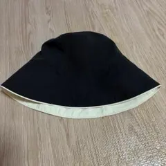スリーコインズ　リバーシブル帽子