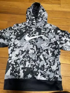 Nike Therma-Fit 迷彩柄パーカー Lサイズ
