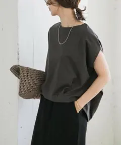 コットンバックタックフレンチプルオーバー