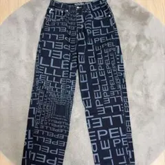 PELLE PELLE 総柄 デニムパンツ ロゴプリント ワイドパンツのサムネイル