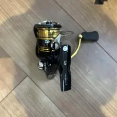 Daiwa LEGALIS LT 4000D-CXH スピニングリール - メルカリ