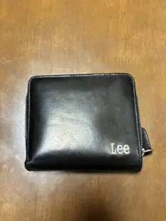 Lee 黒 レザー 二つ折り財布