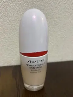 SHISEIDOエッセンス スキングロウ ファンデーション　160Shell