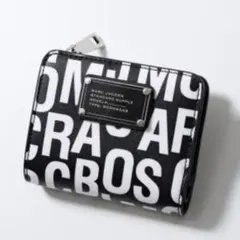 【新品未使用】MARC JACOBS ロゴプリント 二つ折り財布のサムネイル