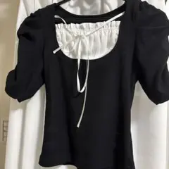 NOMAE パフスリーブ フリルレイヤードトップスのサムネイル