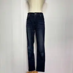 ストレートデニムジーンズ（W67）ブルー系　カジュアル　インディゴ