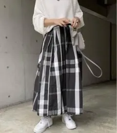 DouDou ドゥドゥ　ビッグチェックスカート　ブラック