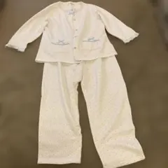 ホワイト水玉模様パジャマセット