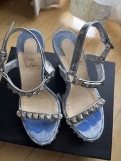Christian Louboutin スタッズ サンダルのサムネイル