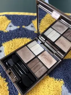 LUNASOL アイシャドウ　スリーディメンショナルアイズ01ナチュラルベージュ