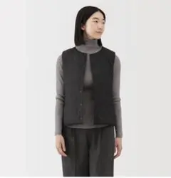 無印良品 軽量ダウンポケッタブルノーカラーベスト Lサイズ