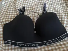 Victoria’s Secret ブラジャー 40Dのサムネイル