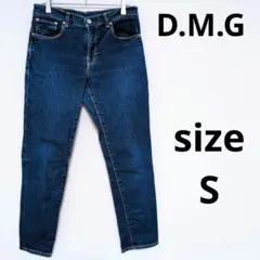 D.M.G ドミンゴ スリムテーパードデニムパンツ ストレッチ ボーイフレンドのサムネイル