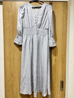 SNIDEL シャーリング プリント 春ワンピース ドット ブルー フリーサイズ