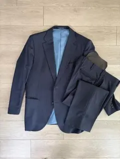 MARIO VALENTINO ネイビー ストライプ ビジネススーツ