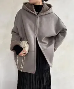 DOU DOUリバーシブルフェイクムートンコートグレージュ