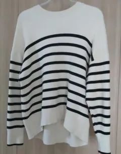 ユニクロ　スムースコットンリラックスボーダークルーネックセーターMサイズ